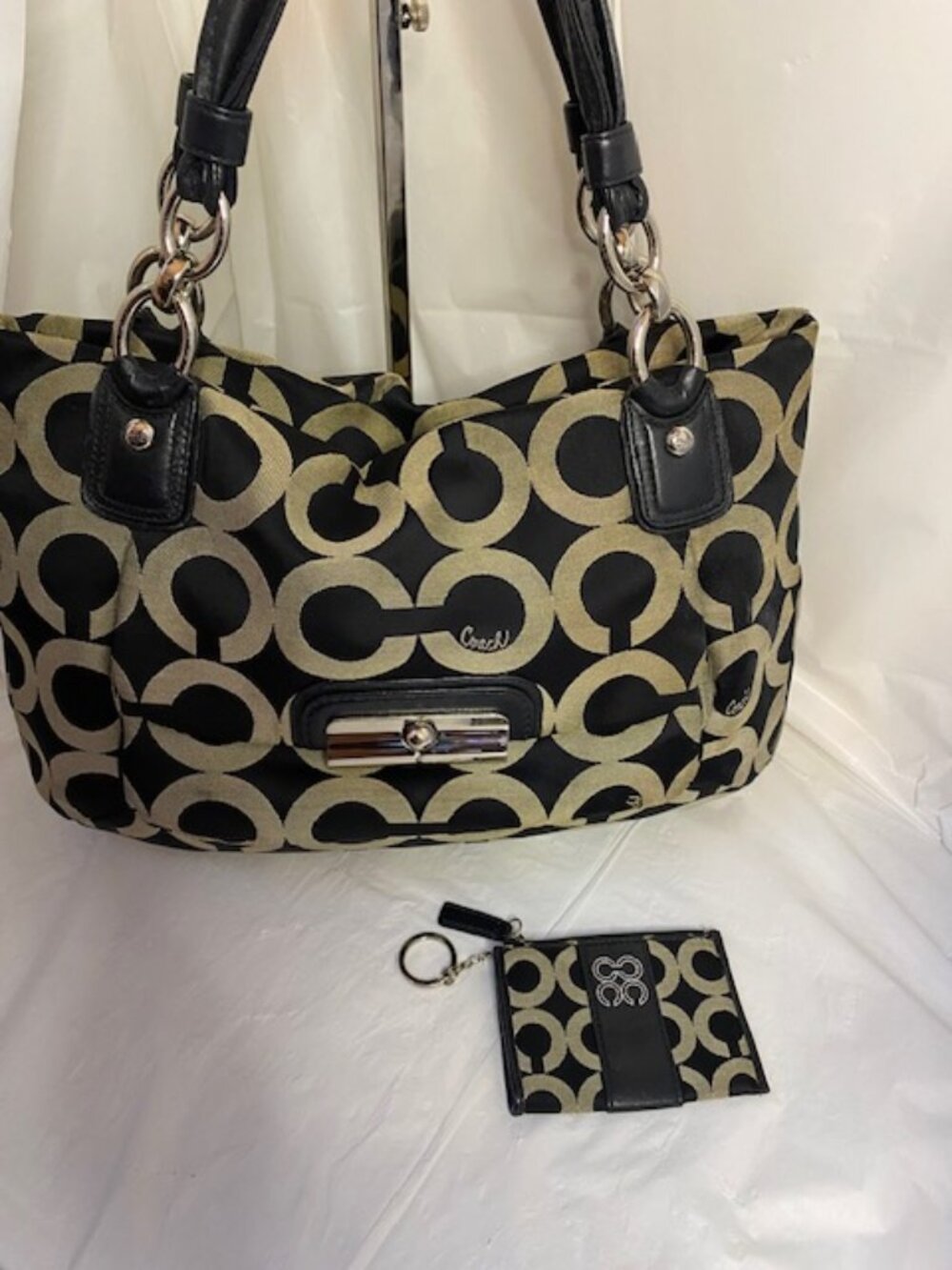 Coach Kristin Op Art Sateen Satchel/Shoulder Bag in Black-16813 w/Coin key chain